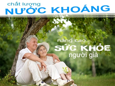 Nước khoáng là lựa chọn hoàn hảo để nâng cao sức khỏe người già