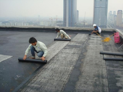 Giải pháp chống nóng mùa hè phổ biến cho nhà mái bằng