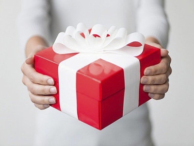 Tết nên tặng quà gì vừa thiết thực vừa sang trọng?