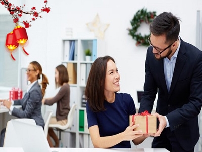 Những cách tặng thưởng cho nhân viên dịp cuối năm đơn giản nhưng hiệu quả