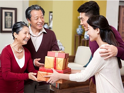 Gợi ý quà tặng gia đình nhân ngày Gia đình Việt Nam giúp bạn gửi trọn yêu thương